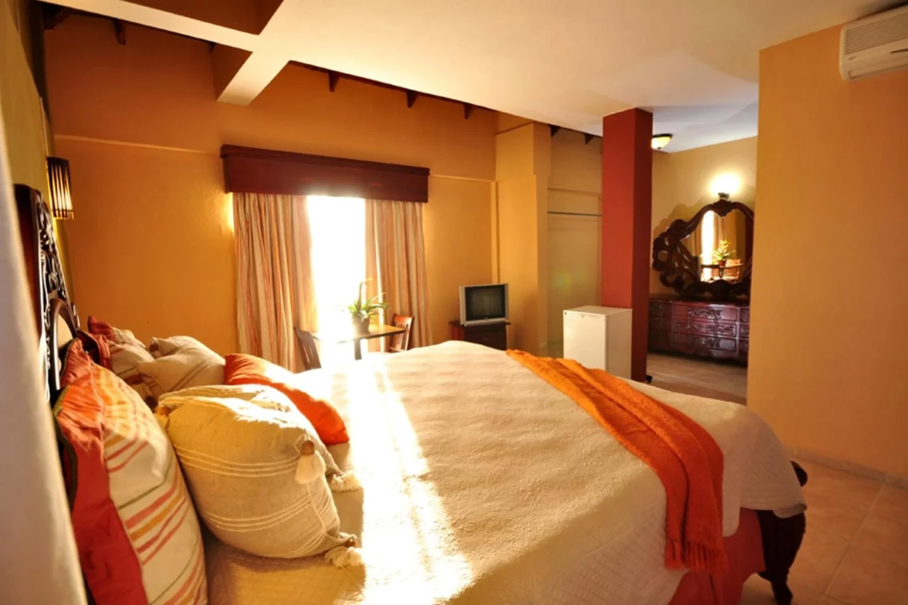 Experience the Ultimate Stay at Hotel & Casino Flamboyan