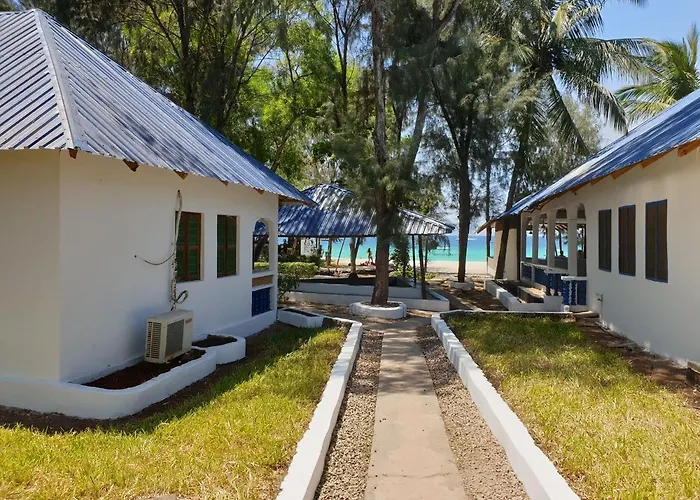 Nungwi Inn Beach Cottages